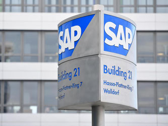 SAP-Firmenschild in Walldorf. Foto: Uwe Anspach/Archiv