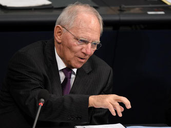 Bundesfinanzminister Wolfgang Schäuble im Plenarsaal des Bundestages in Berlin. Foto: Rainer Jensen