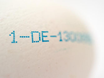 Ein Code bildet die Herkunft eines Eis ab. Foto: Andrea Warnecke