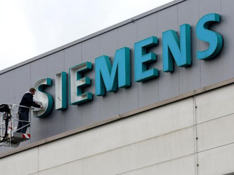 Siemens reagiert mit Einschnitten auf die Probleme in seiner Sparte Prozessindustrie und Antriebe. Foto: Roland Weihrauch/Archiv