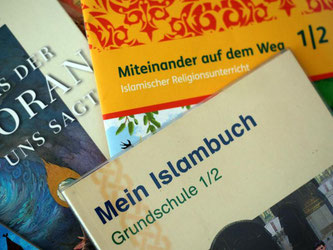 Laut Kultusministerkonferenz bieten zurzeit Baden-Württemberg, Bayern, Hessen, Niedersachsen, Nordrhein-Westfalen und Rheinland-Pfalz islamischen Religionsunterricht an. Foto: Oliver Berg/Archiv
