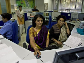 Mitarbeiter einer Niederlassung des deutschen Elektrokonzerns Bosch in Bangalore. Foto: Arno Burgi