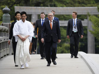 EU-Kommissionspräsident Jean-Claude Juncker auf dem Gipfel sieben großer Industrienationen (G7) im japanischen Ise-Shima. Foto: Toru Hanai / Pool