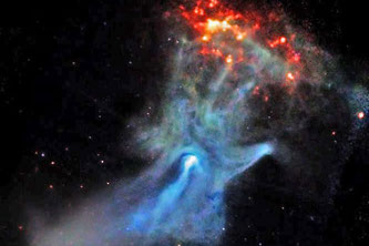 Globule cométaire CG4, également appelé "main de Dieu"..