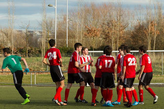El Juvenil se enfrentará al líder. Foto: Aitor Burgoa