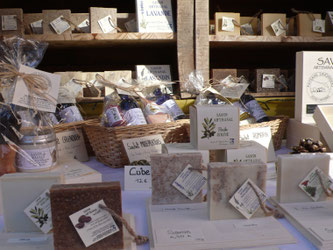 Stand Les Paysans Savonniers, Marché de Noël de Gap, Hautes Alpes