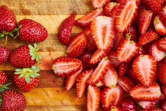 Erdbeeren aufgeschnitten