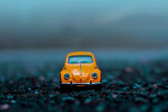 Spielzeugauto Käfer
