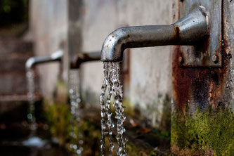 Trinkwasser Brunnen