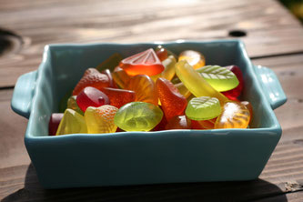 Fruchtgummis in einer Schale