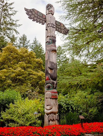 les-totems-de-vancouver-canada-dictee