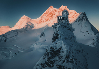 Die Forschungsstation auf dem Jungfraujoch / La station de recherche du Jungfraujoch / The research station on the Jungfraujoch. Bild/Image: Konsta Punkka