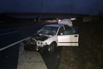 Unfallfahrzeug (Bildquelle: Kantonspolizei Freiburg)