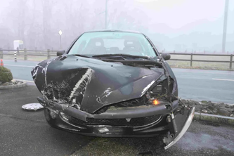 Unfallfahrzeug (Bildquelle: Kantonspolizei St.Gallen)