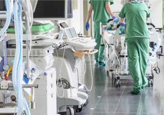 Der Gesundheitsdienst NHS England ist bestrebt, schwangere Frauen davon zu überzeugen, sich vollständig impfen zu lassen, um Gesundheitsrisiken zu minimieren.