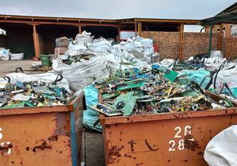 Südafrika sieht sich mit ähnlichen Herausforderungen im Elektroschrott-Recycling konfrontiert wie viele Schwellenländer: Die Mengen an Elektroabfall steigen, die Entsorgung und das Recycling sind aber häufig unzureichend oder unsicher. Bild: EMPA