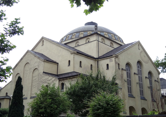 Adam Jones - Synagoge in der Halderstraße in Augsburg (CC BY-SA 3.0)