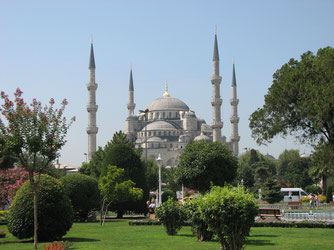 Sehenswürdigkeiten Europa: Türkei. Im Bild: Hagia Sofia in Istanbul.