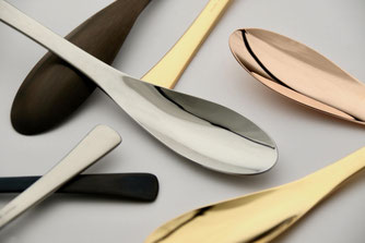 YOASOBIホールツアー会場限定販売カレープレート・カレー