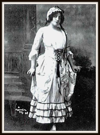 Soprano Claudia Muzio