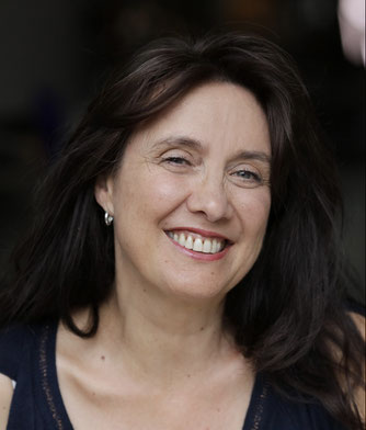 Claire Faurot - Comédienne - Musicienne - Compagnie Chouchenko