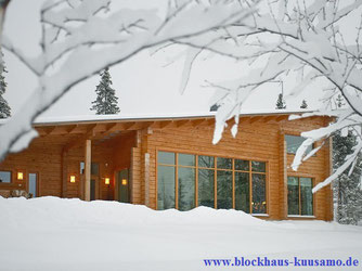Blockhaus im Schnee