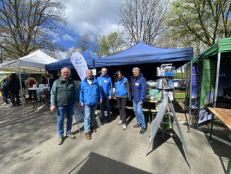 Das Standteam des NABU Euskirchen auf dem Narzissenfest