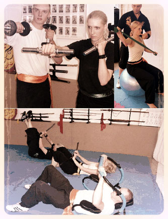 Trainingsinhalte in der Jing Wu Kung Fu Schule, Fitnesstraining mit Hanteln, Theraband, Swingsticks