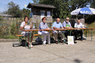 Monika Maaz (Bund OG Kerpen), Carla Neisse-Hommelsheim (Vorsitzende des UMNET), Wolfgang Dingarten (Vorsitzender NABU Rhein-Erft , Joachim Scheffer (BUND OG Hürth), Hinrich Doering (Vorsitzender Biologische Station Bonn/Rhein-Erft e.V.)