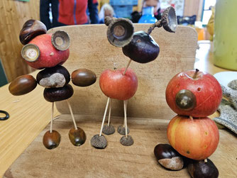 Apfel/Eicheln-Figuren