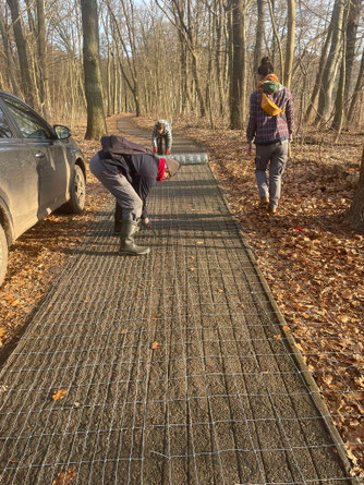 Zuschnitt der Ummantelung / ©Marisa Kaster