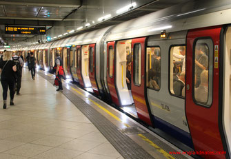 London Urlaubsplanung Überblick: Mit U-Bahn, Bus, Bahn, DLR und Oyster Card in London