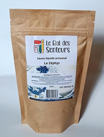 Ce savon liquide est fabriqué artisanalement avec des matières premières de qualité et une liste d'ingérdients simples comme une huile de tournesol française.
