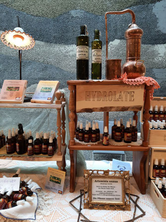 Adventmarkt Steyr 2025, Schloss Lamberg Advent: Naturessenziell - Edeltrud Tiefnig