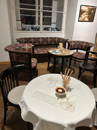 Adventmarkt Steyr 2025, Schloss Lamberg Advent:Lions Club Omnia Steyr