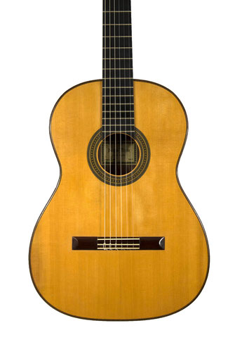 Sergio Abreu - classical guitar  