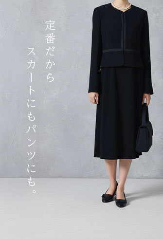 ブラックパンプス　革