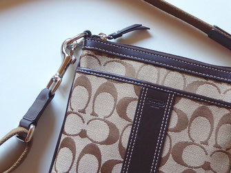 TASCHEN-WELLNESS Berlin | feine Lederpflege | Vintage PRADA Milano | Luxury Vintage | Designer Handbag