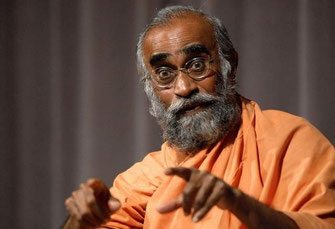 Swami Yogeshwarananda Giri