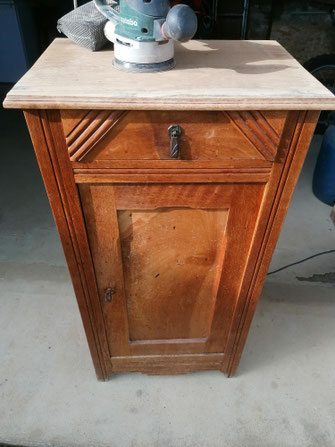 relooking restauration de meubles ancien buffet boulangerie bistrot bois naturel noir pochoir le mans sarthe