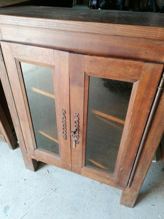 Les Buffets Bibliotheques Et Meubles Tv Creatrice Et Relooking De Meubles Et Objets En Sarthe