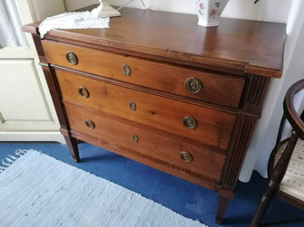 relooking restauration de meubles ancien chambre commode louis patine shabby blanc gris le mans sarthe