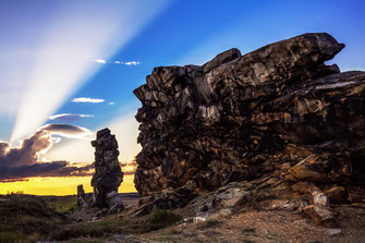 Teufelsmauer-bei-Sonnenuntergang, Teufelsmauer-im-Abendlicht, Harzer-Wandernadel, Stempelstelle-188, romantischer-Harz, mystischer-Harz, Weddersleben, Thale, wandern-im-Harz, Highlight-im-Harz, Harzfoto, Harz-Natur, Canonfoto, Canon, Canon-16-35mm