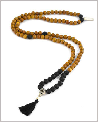 Mala Kette mit Lava und Sandelholz Perlen  - Bhakti -  49,- €