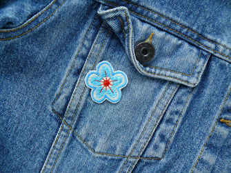 Mini Blumen Aufnäher für Jeansjacke, kleine Flicken zum aufbügeln, Blüten Patch Accessoire