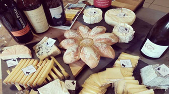 accords-mets-vins-fromages-chocolat-dégustation-vignoble-oenologie-Vouvray-Touraine-Vallee-Loire-Rendez-Vous-dans-les-Vignes-Myriam-Fouasse-Robert