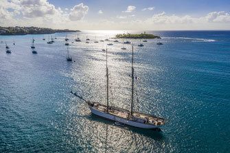 Ancoragem na baía de Gosier © Aurélien Brusini, 2021, Comité du Tourisme des Îles de la Guadeloupe CTIG  
