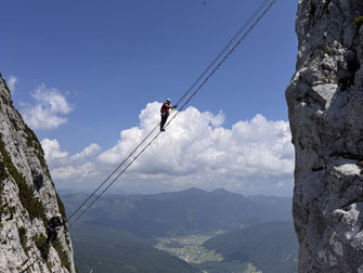 Klettersteig mit Bergführer, Donnerkogel Klettersteig mit Bergführer, skyladder via ferrata with mountainguide, skyladder guided tour, Himmelsleiter with guide, Donnerkogel with mountainguide, climbing guide, Königsjodler mit Bergführer, Klettersteig Kurs