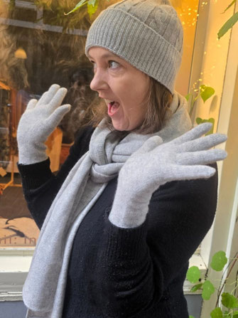Cashmere little knit accessories for winter, cozy and warm
