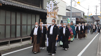 還御・仲町通りの画像2